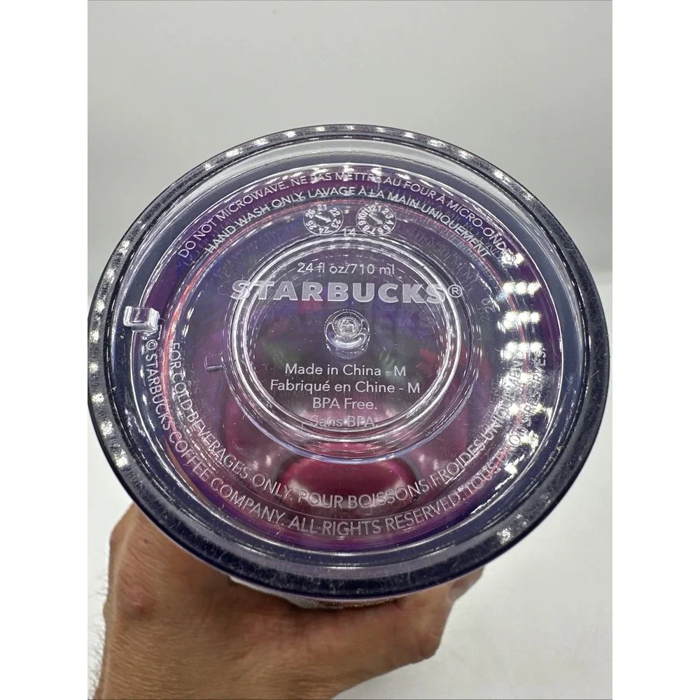 Starbucks Tumbler Water Bottle Yigiao Wang Sign Language 2023 24 oz‎ No Straw